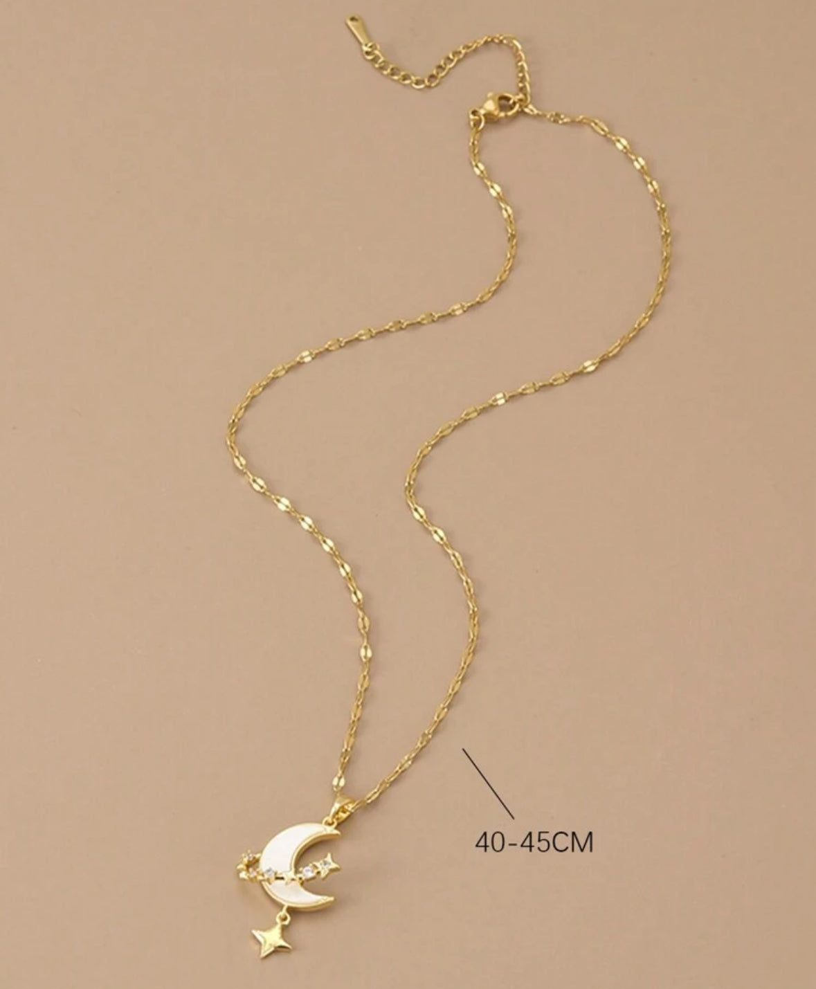 Luna y estrellas