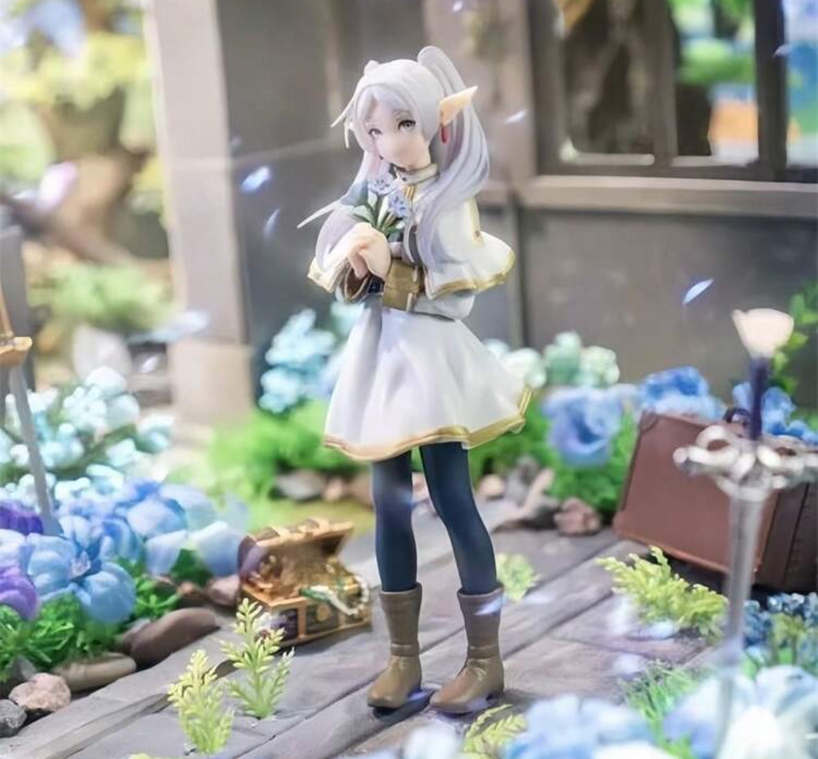 Frieren with flowers 7” figure Frieren Beyond Journey’s End