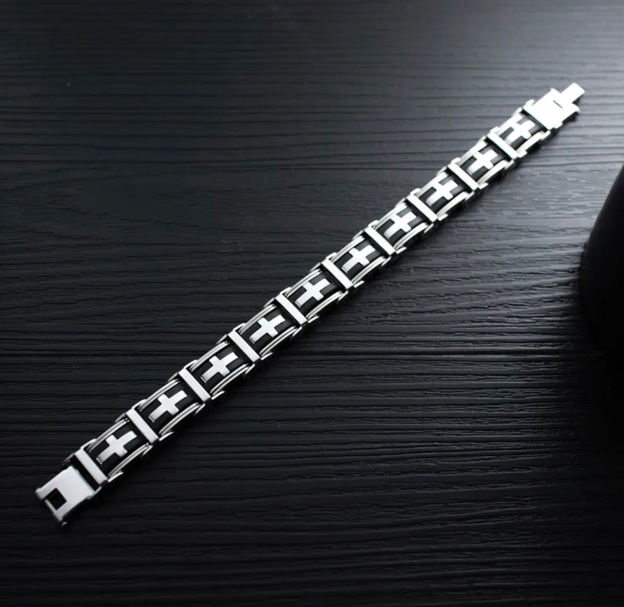 Pulsera cruz (14mm x 22cm)