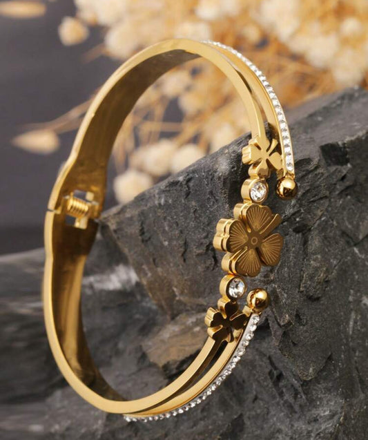 Delicado brazalete