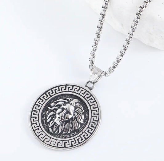 Collar pendiente leon vintage