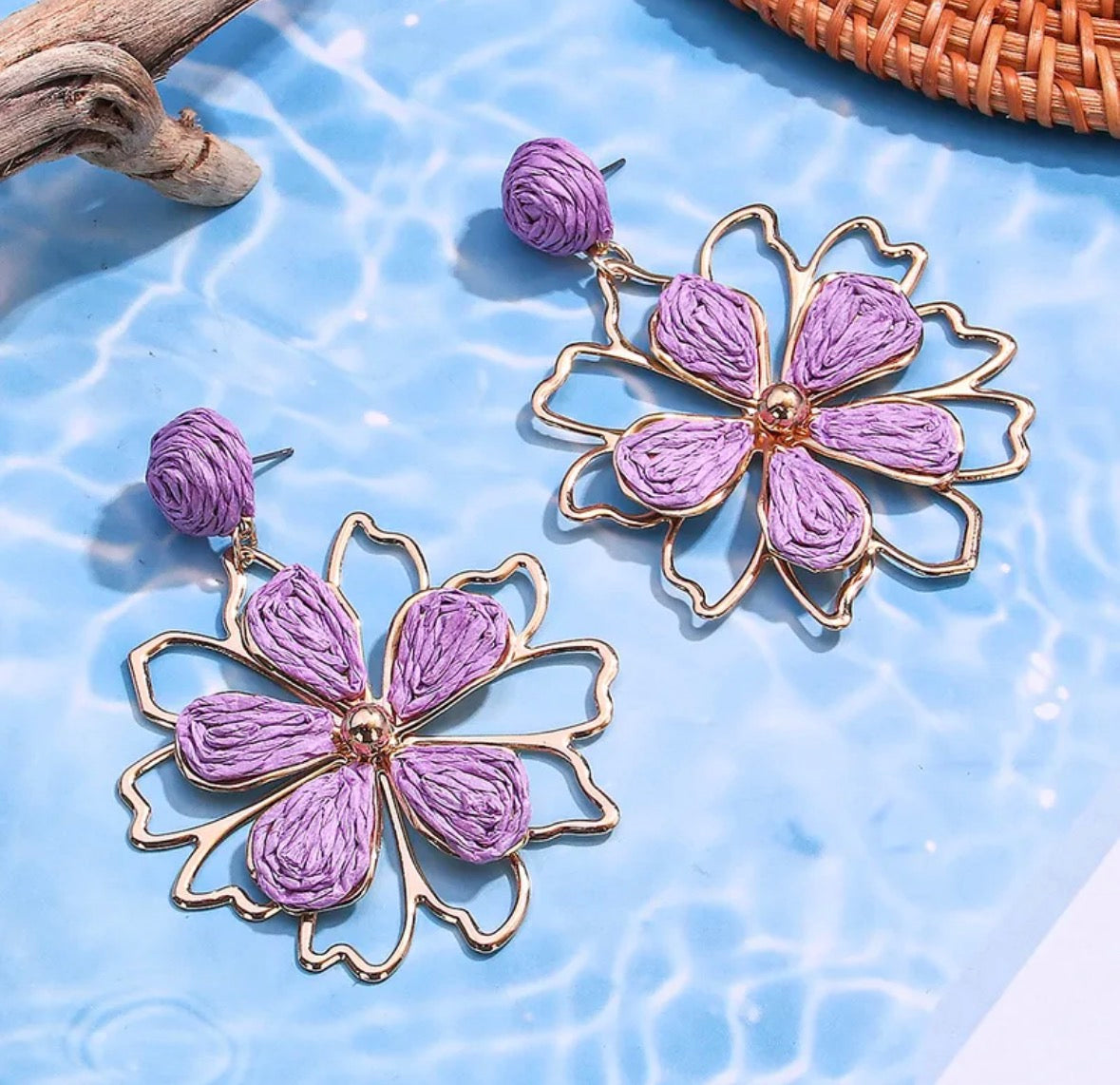 Aretes Flor estilo hawaiiano (púrpura)