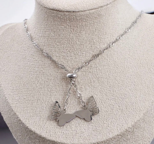 Collar doble mariposa