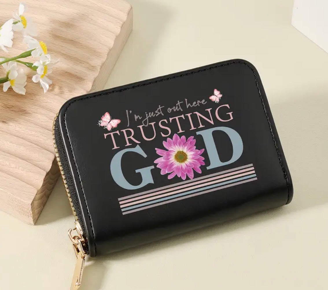 Tarjetero “I’m just out here TRUSTING GOD”