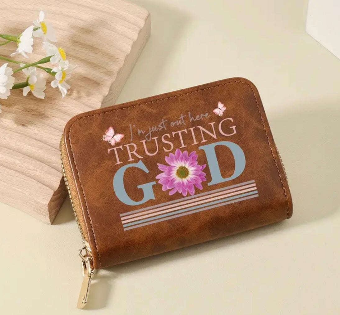 Tarjetero “I’m just out here TRUSTING GOD”