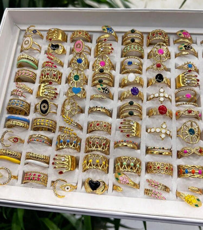Anillo colorido (1 pieza al azar)