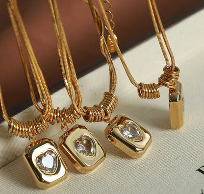 Collar colgante corazón