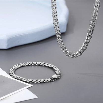 Conjunto cadena y pulsera estilo cubana (7mm) (Niños)