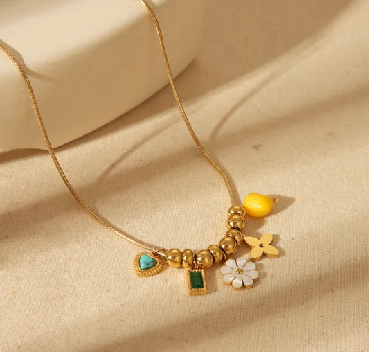 Collar estilo simple