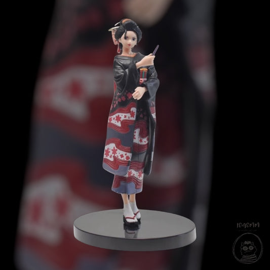 Nico Robin with robe 6.7” figure One Piece