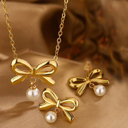 Collar y Aretes lazo perla